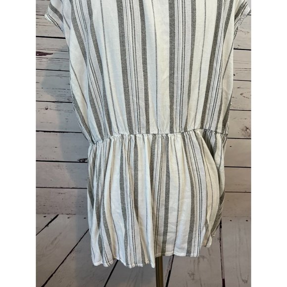 Torrid Shirt Blouse Plus Size 2 2X 2XL Peplum Rayon Striped Sleeveless Tassel - Picture 11 of 12